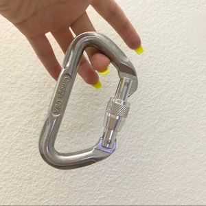 Omega Pacific Screwgate Carabiner